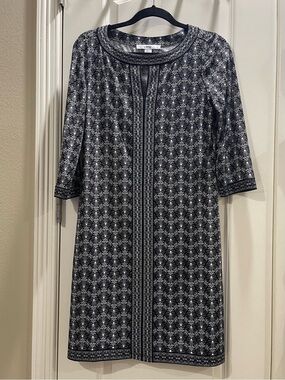 Wisp Black and White Patterned Shift Dress